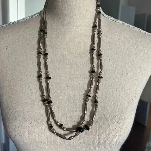 Beaded Necklace - Picture 1 of 2